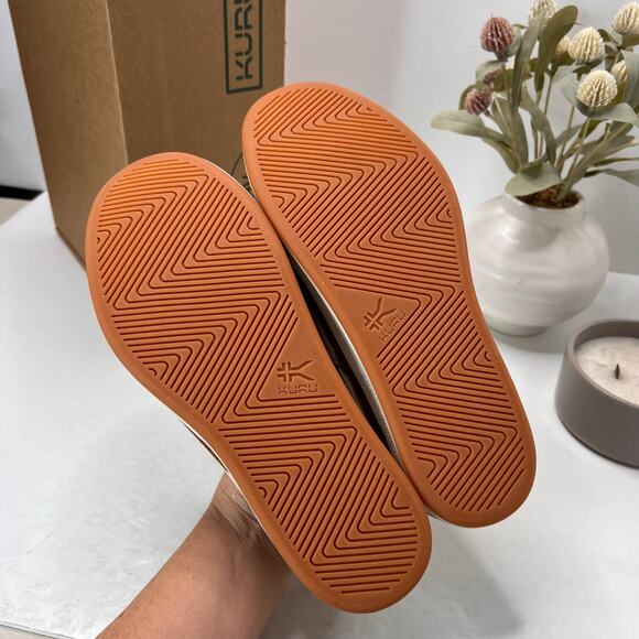 New Kuru ROAM Atla Canvas Slip On Sneaker Sand Women 9.5 NWD Plantar Fasciitis - Picture 9 of 11